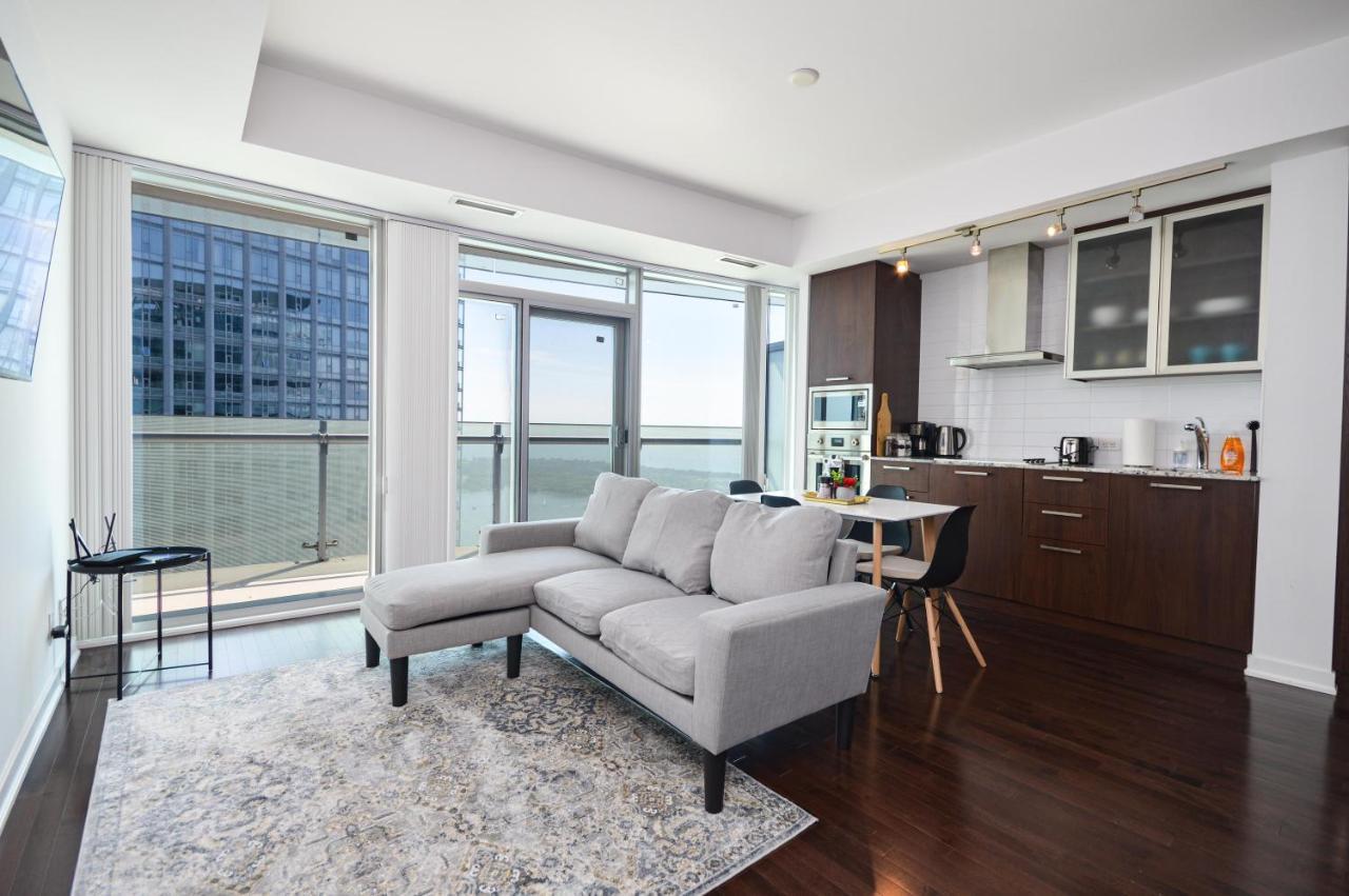 Downtown Toronto Condo Near Cn Tower, Mtcc, Rogers Center , Union Station Eksteriør billede