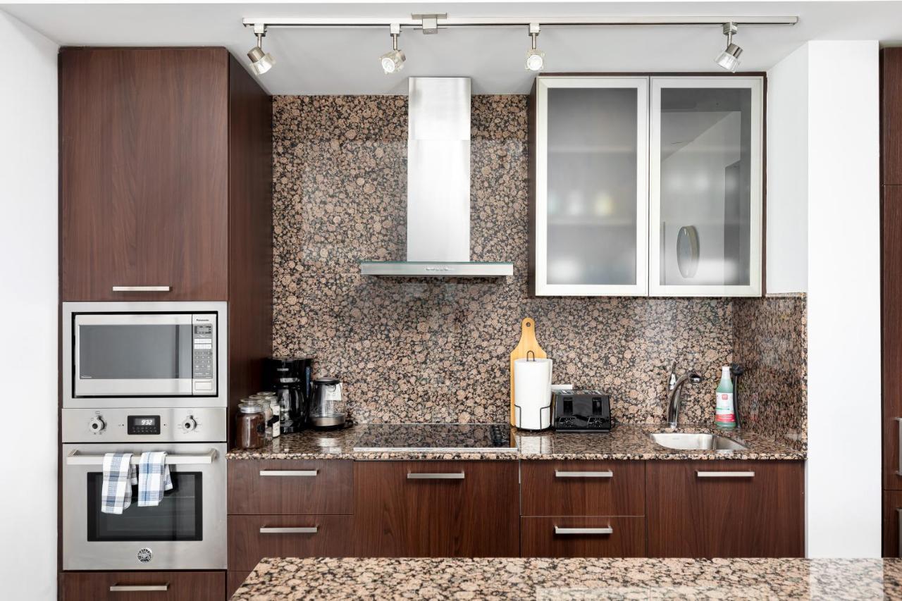 Downtown Toronto Condo Near Cn Tower, Mtcc, Rogers Center , Union Station Eksteriør billede